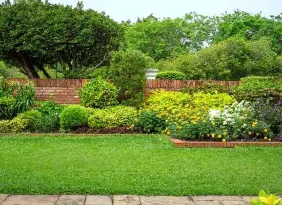 landscaping services Hutchinson